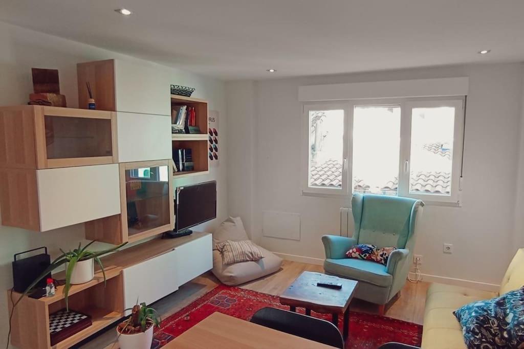 Apartamento En El Centro De Gijon Luaran gambar